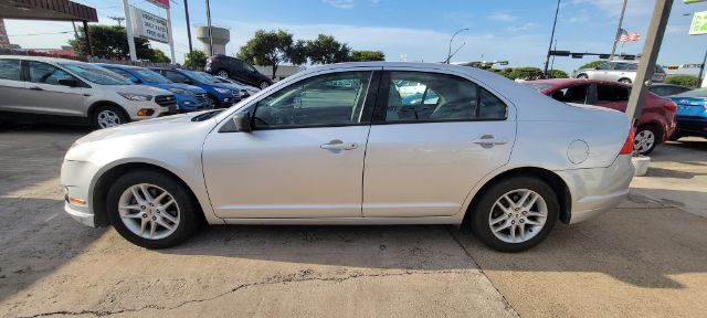 2012 Ford Fusion S