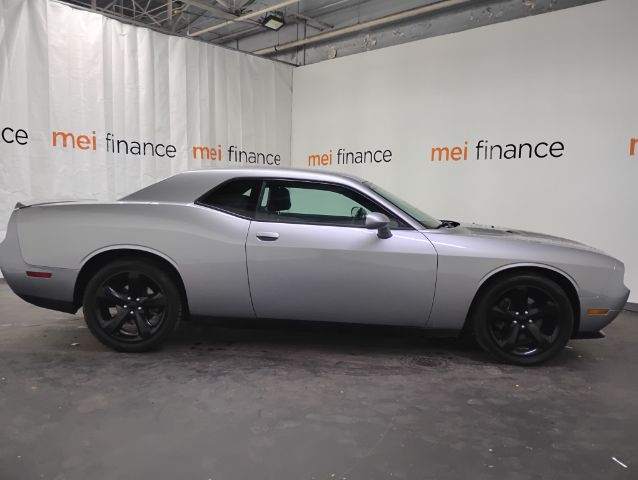 2013 Dodge Challenger SXT