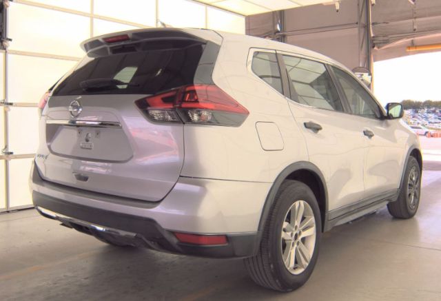 2018 Nissan Rogue FWD 4D SUV S