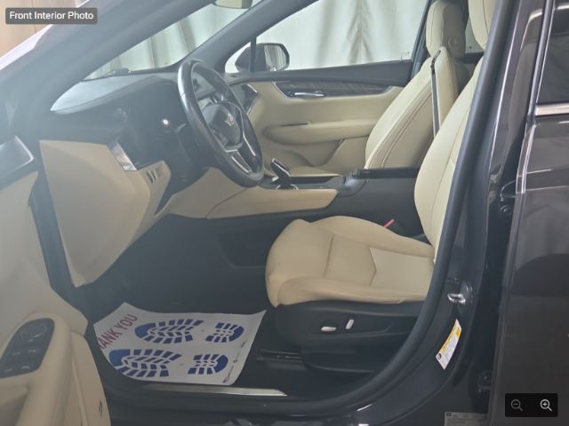 2017 Cadillac XT5 Standard