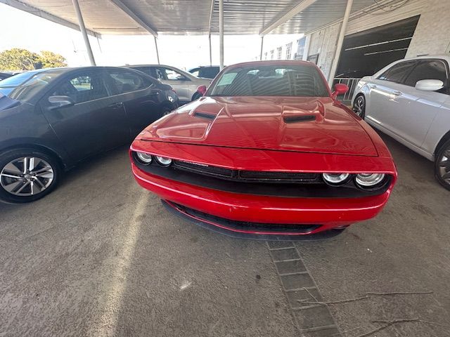 2015 Dodge Challenger SXT