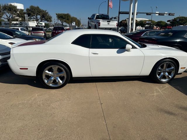 2012 Dodge Challenger SXT Plus