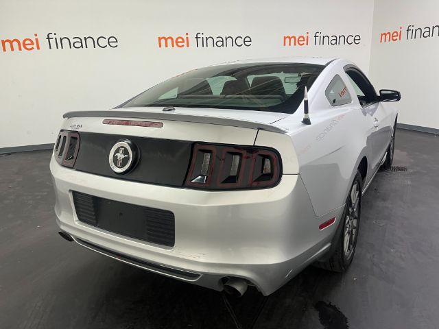 2013 Ford Mustang V6 Coupe