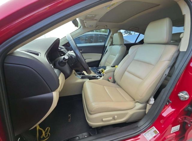 2017 Acura ILX AcuraWatch Plus Package