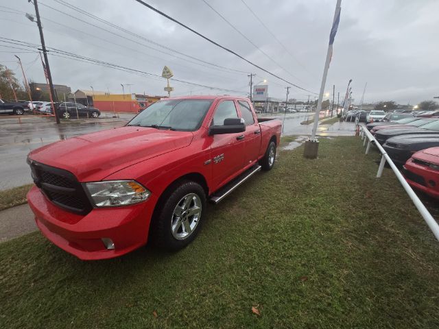 2018 RAM 1500 ST Quad Cab 4WD