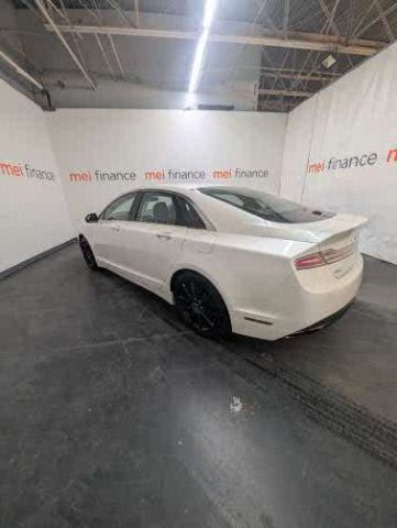 2014 Lincoln MKZ BASE