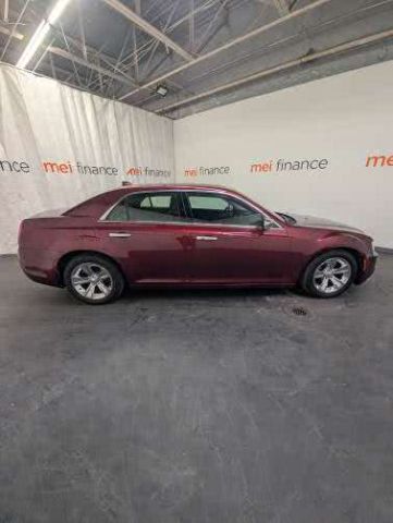 2018 Chrysler 300 Limited RWD