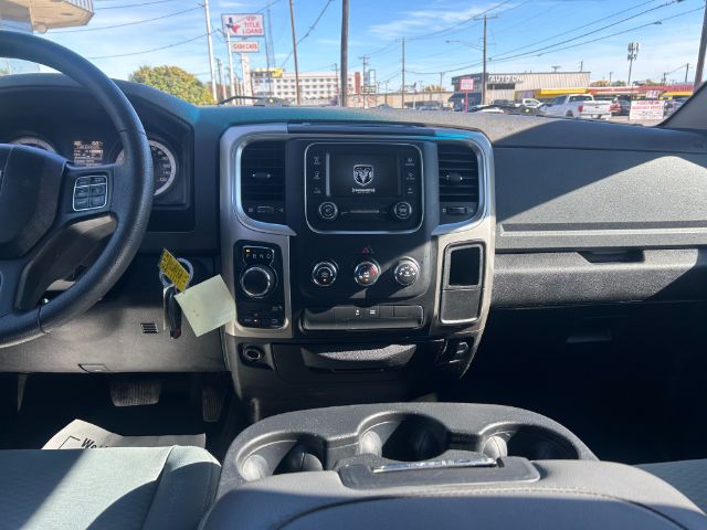 2019 RAM 1500 SLT Crew Cab 4WD