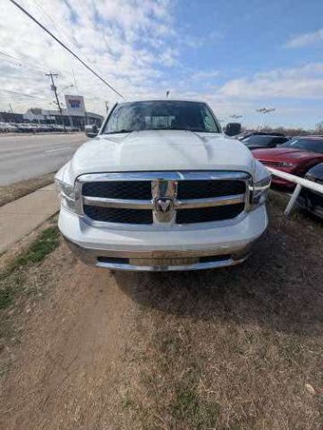2016 RAM 1500 SLT Quad Cab 4WD
